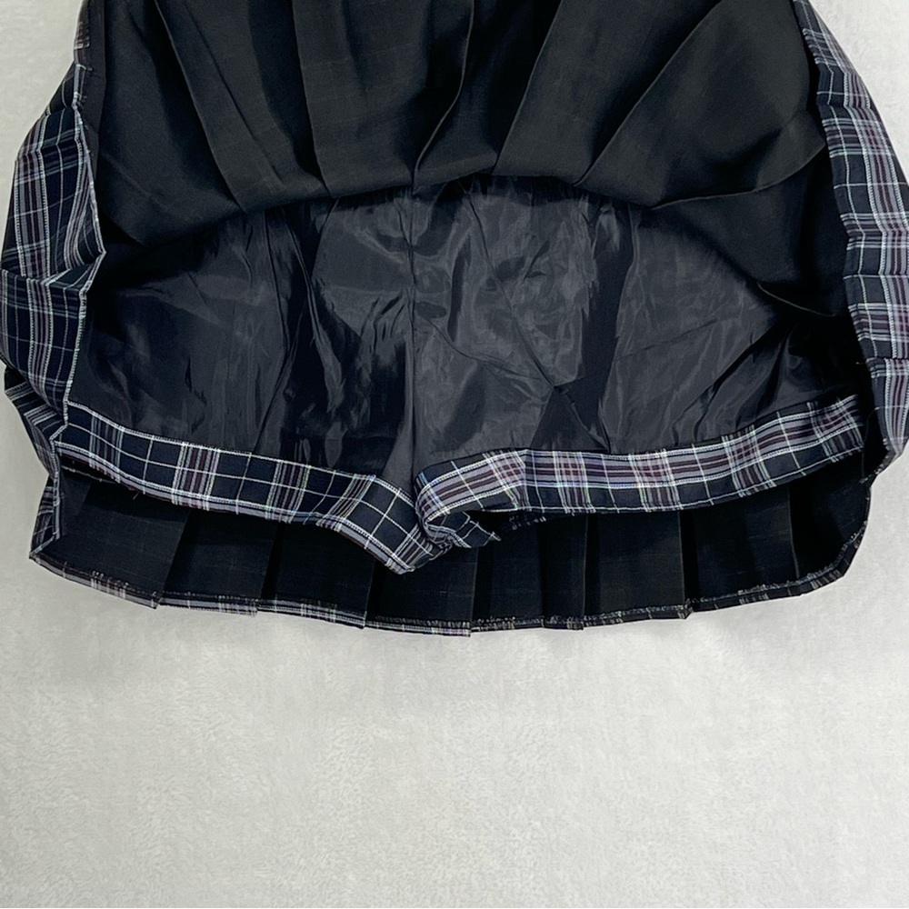 Juniors Plaid Pleated High Waist Mini Skirt w/ Built-In Shorts Black Grey Red XL - Picture 3 of 7